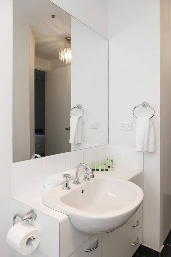 Heritage Charm In Melbourne's Heart With Rooftop Apartment
