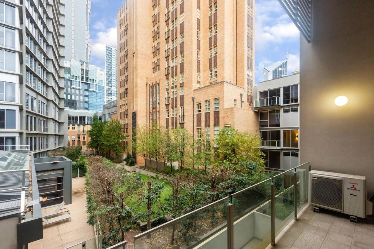 Apartment New York Lofted Cbd Retreat With Pool And Parking Melbourne