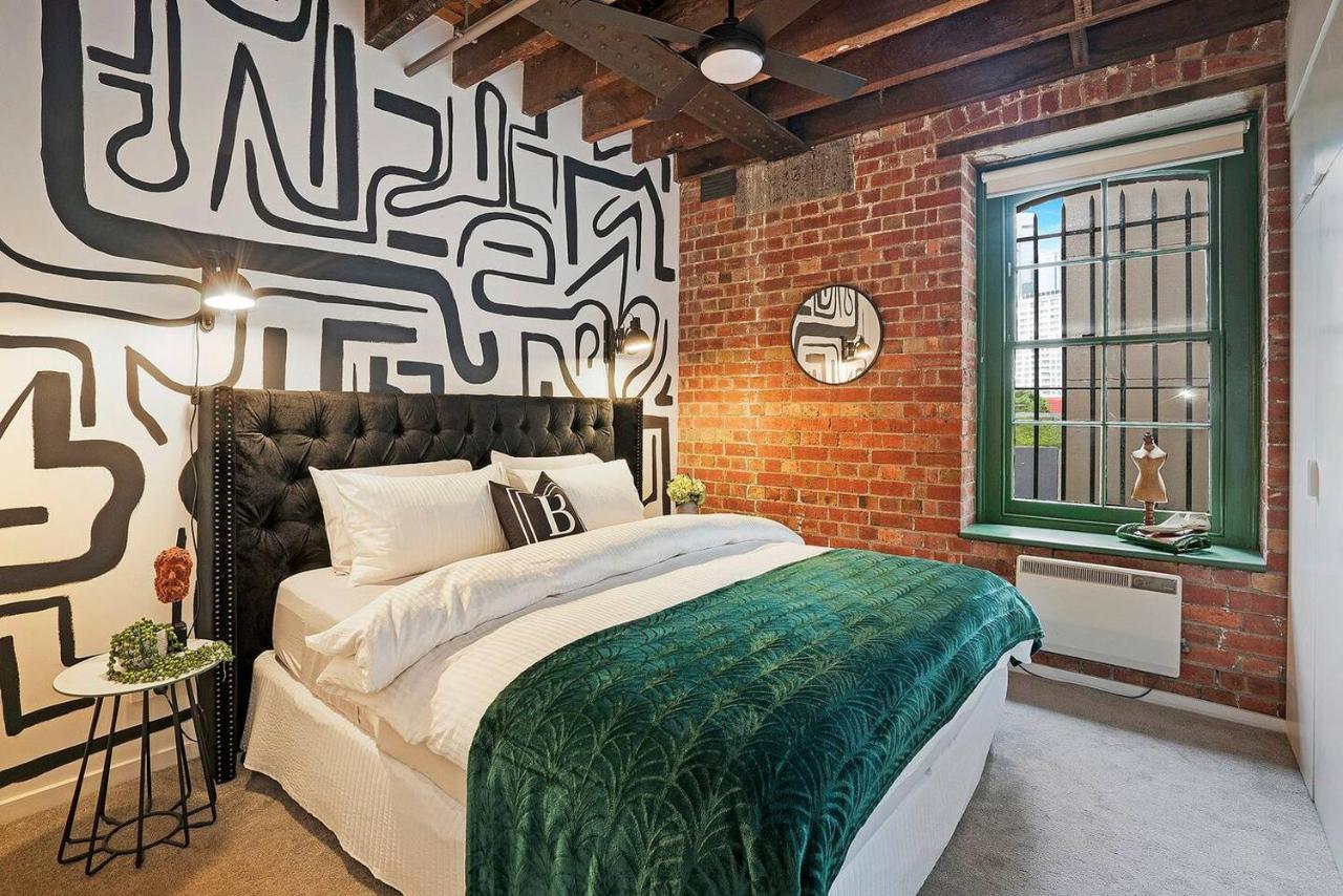 Retro Meets Industrial At Heritage Bond Store *