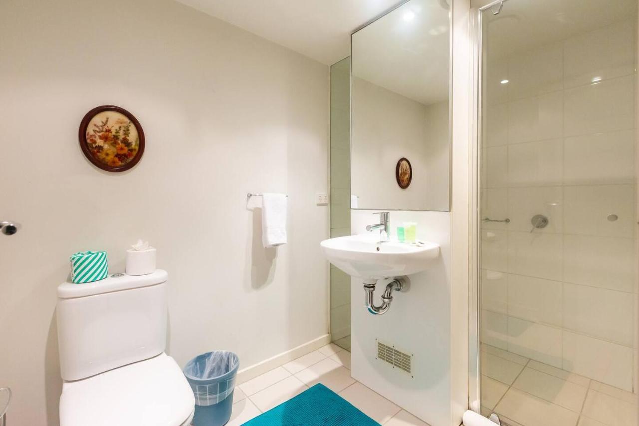 New York Lofted Cbd Retreat With Pool And Parking Apartment Melbourne