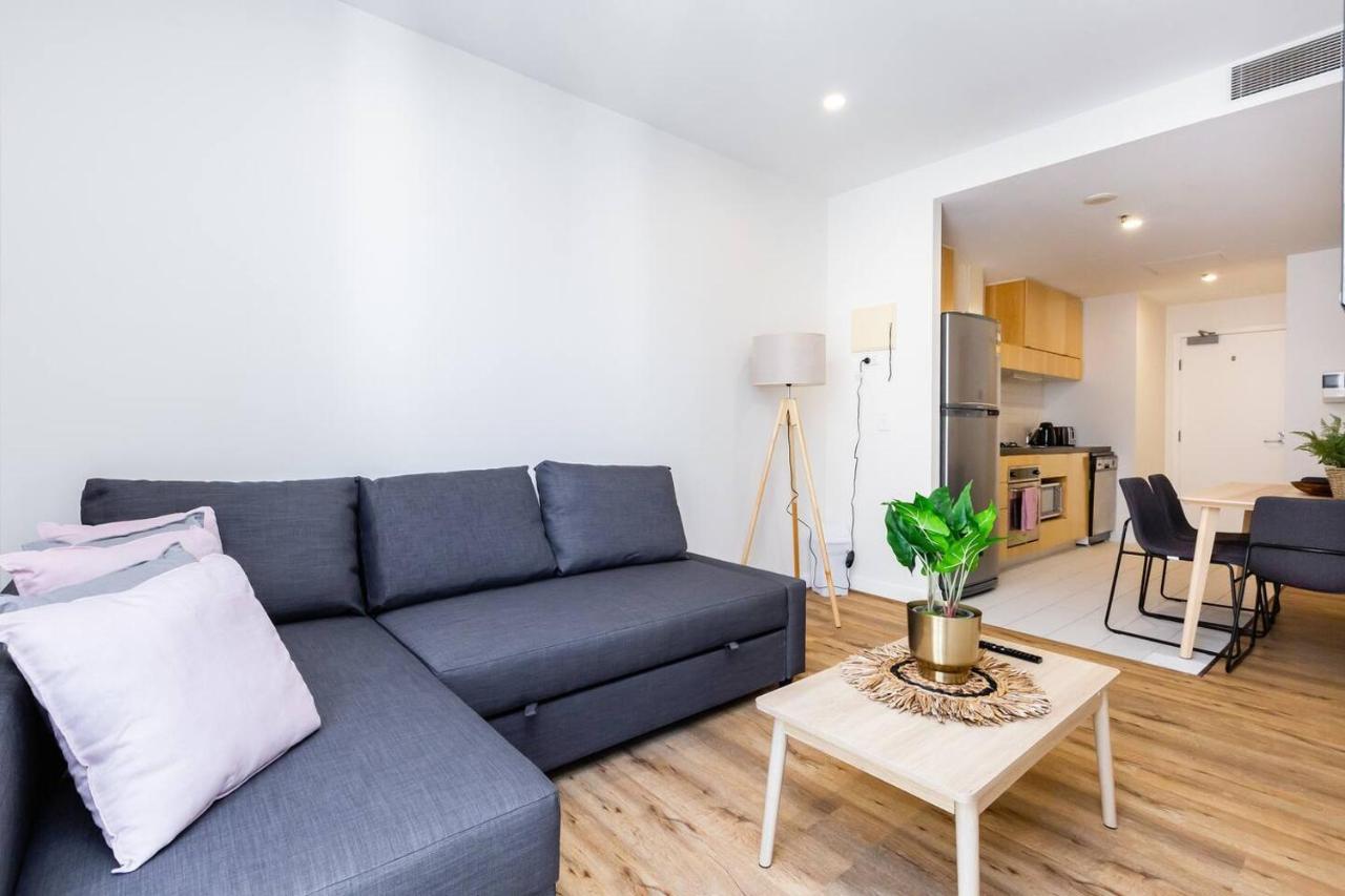 Inner City Seclusion Near Rmit With Parking *