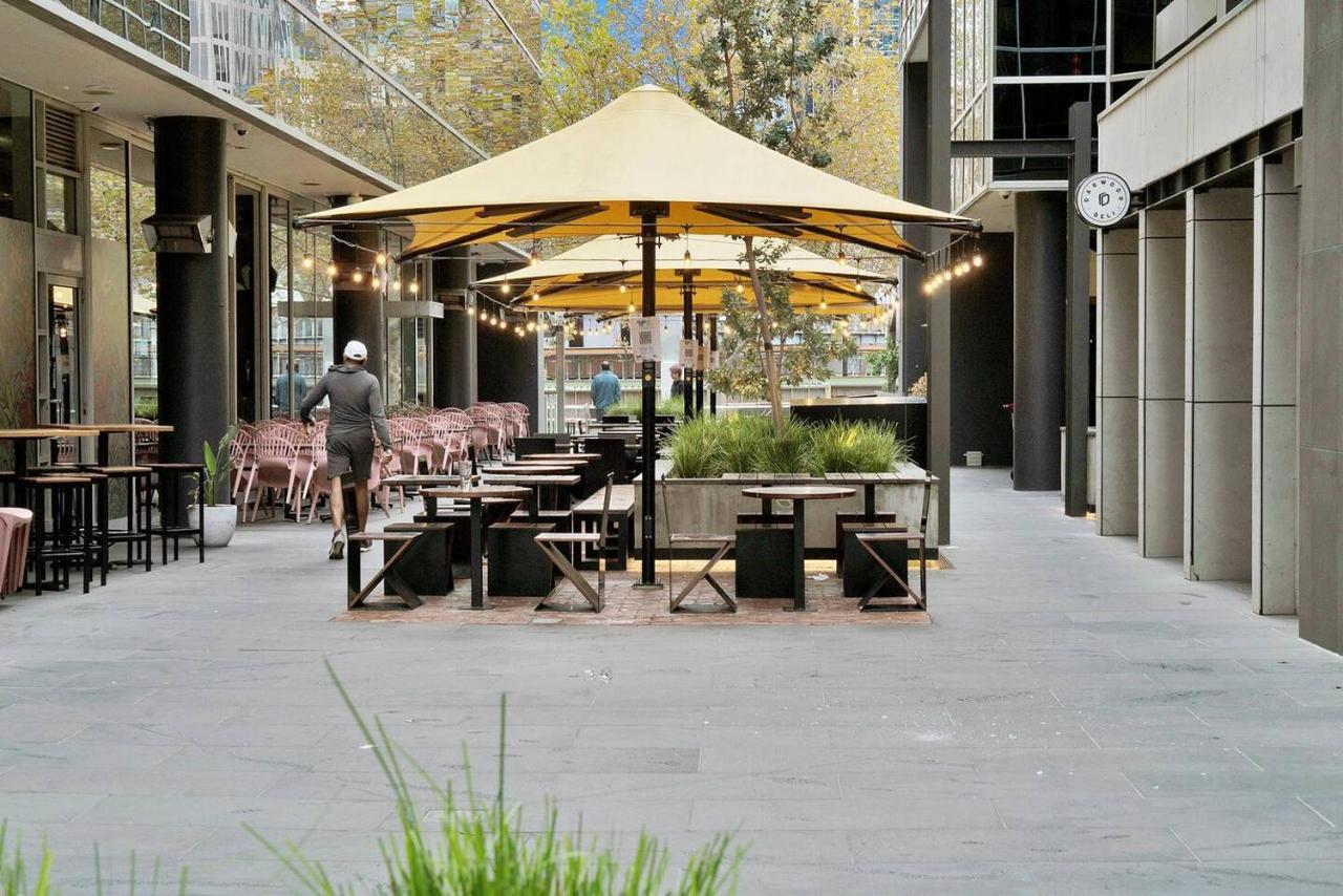 Apartment Retro Meets Industrial At Heritage Bond Store Melbourne