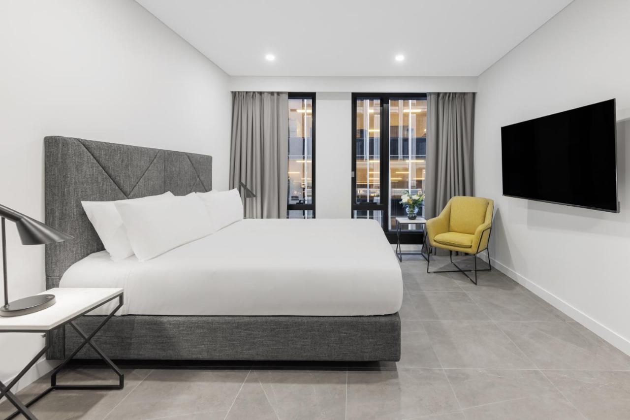 Meriton 5*