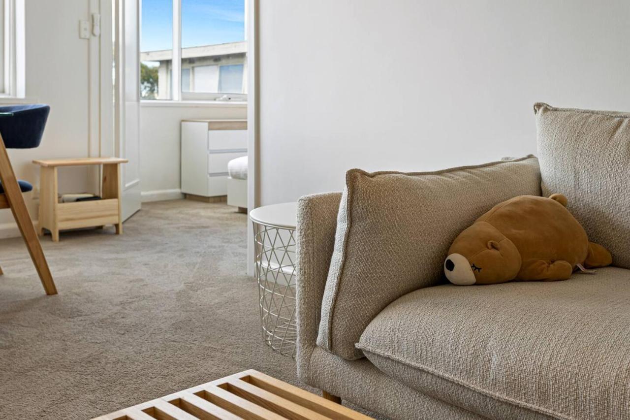 South Yarra Sanctuary By Ready Set Apartment *