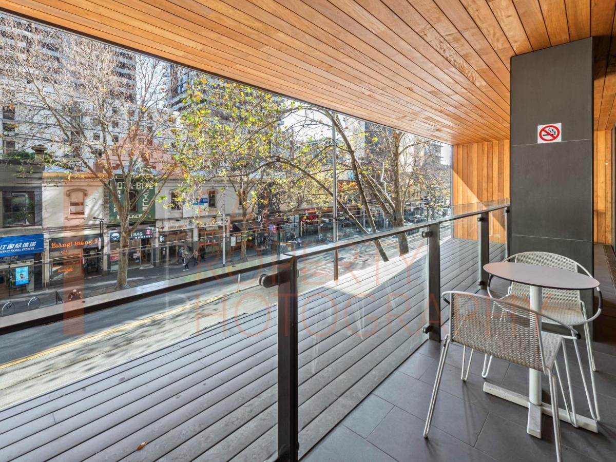 Simply By Ready Set Apartment