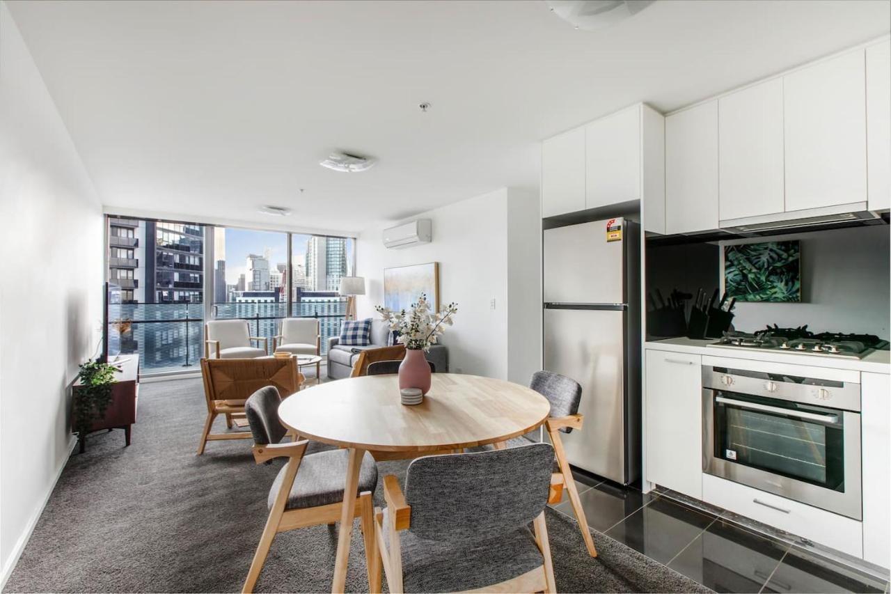 Apartment Elevated Elegance - Your Stylish Urban Sanctuary Melbourne