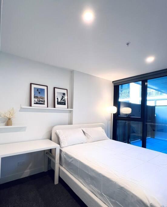 Anthem Stylish 1br - With Top Amenities And Easy Airport Access Apartment