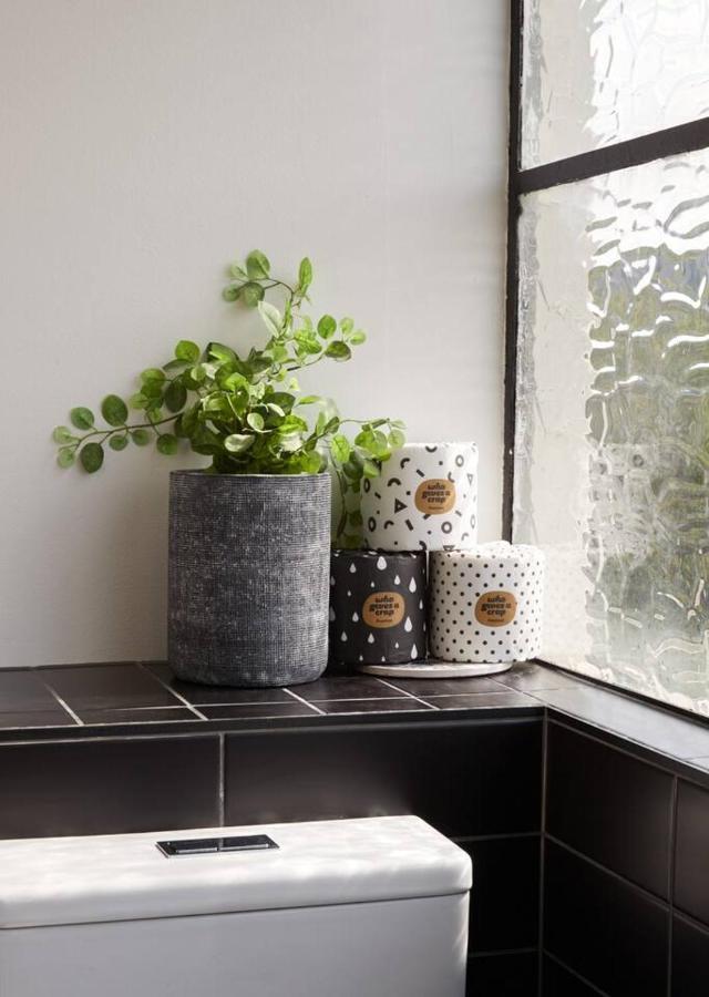 Johnston Creative - A 1950s Warehouse Conversion Apartment