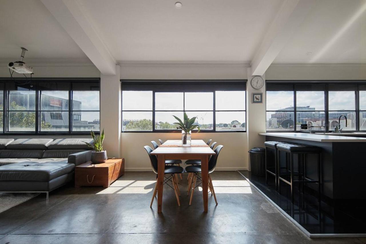 Johnston Creative - A 1950s Warehouse Conversion