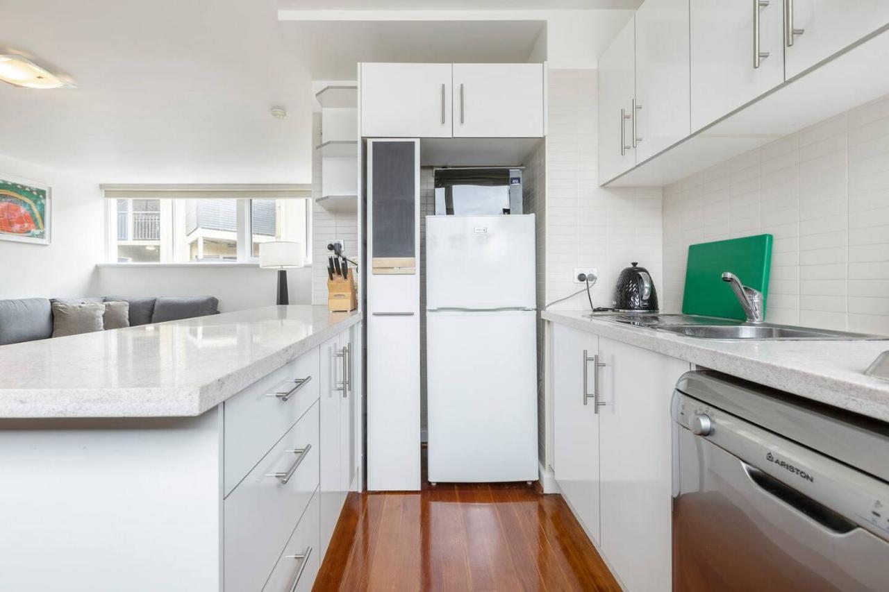 Bright And Modern Space With A Balcony And Parking
