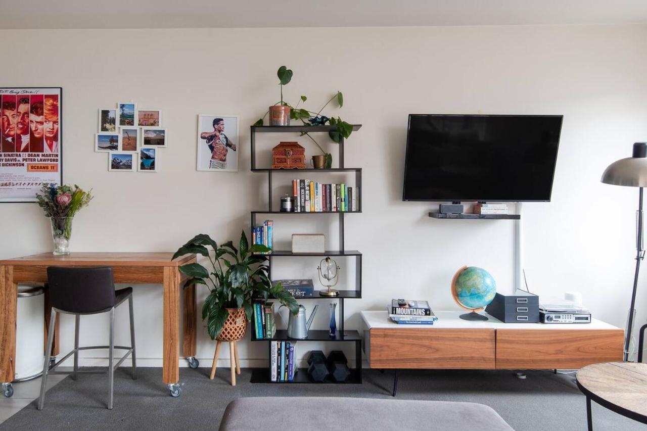 Apartment Collingwood Cool Bordering Vibrant Richmond