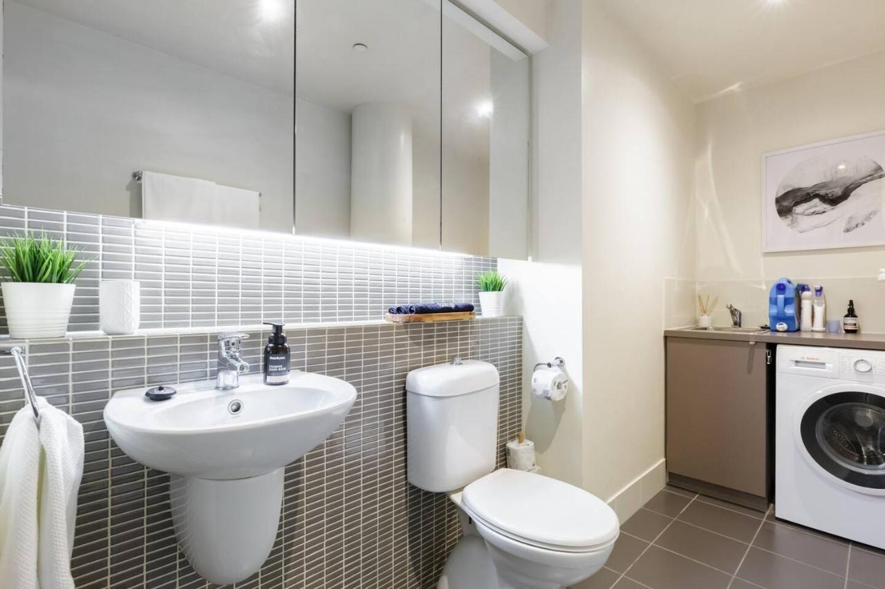 Apartment Inspiration Station - An Iconic Designer Pad Melbourne