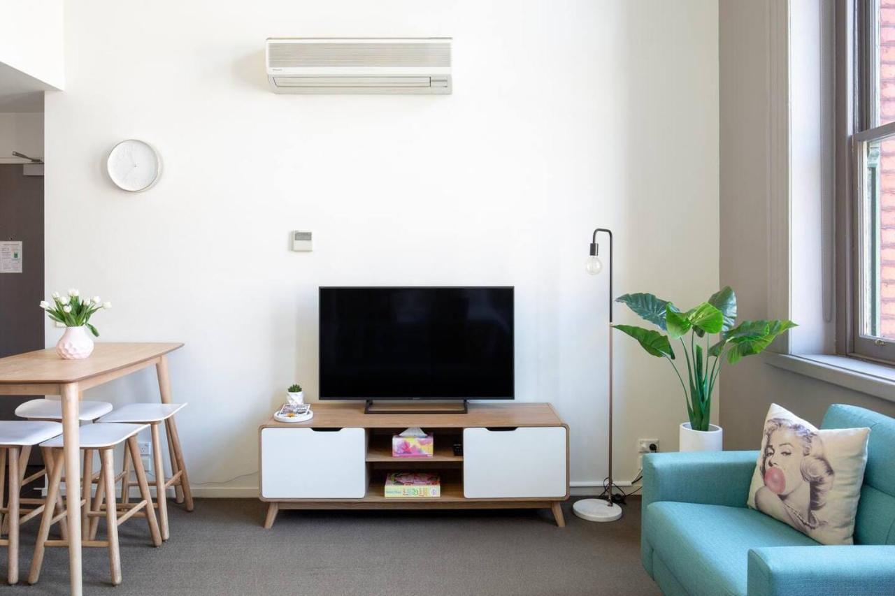 Inspiration Station - An Iconic Designer Pad Apartment