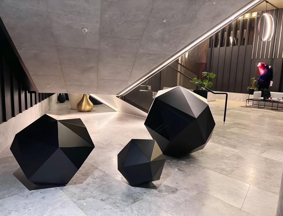 Wsp Spencer St Premium Luxury *