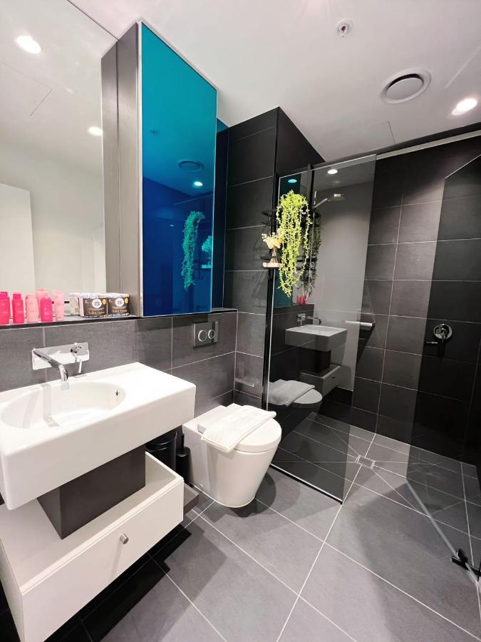 Wsp Spencer St Premium Luxury *
