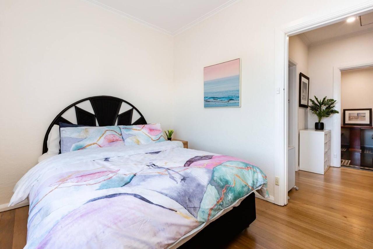 'the Lighthouse' Character-filled Abode Near Apartment *