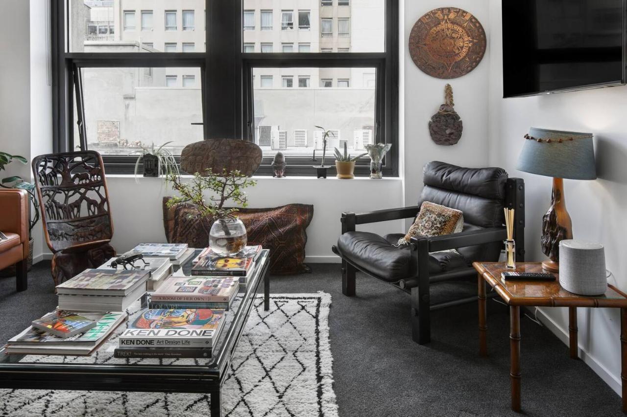 'eclectic On Degraves St' A High-end Heritage Abode Apartment