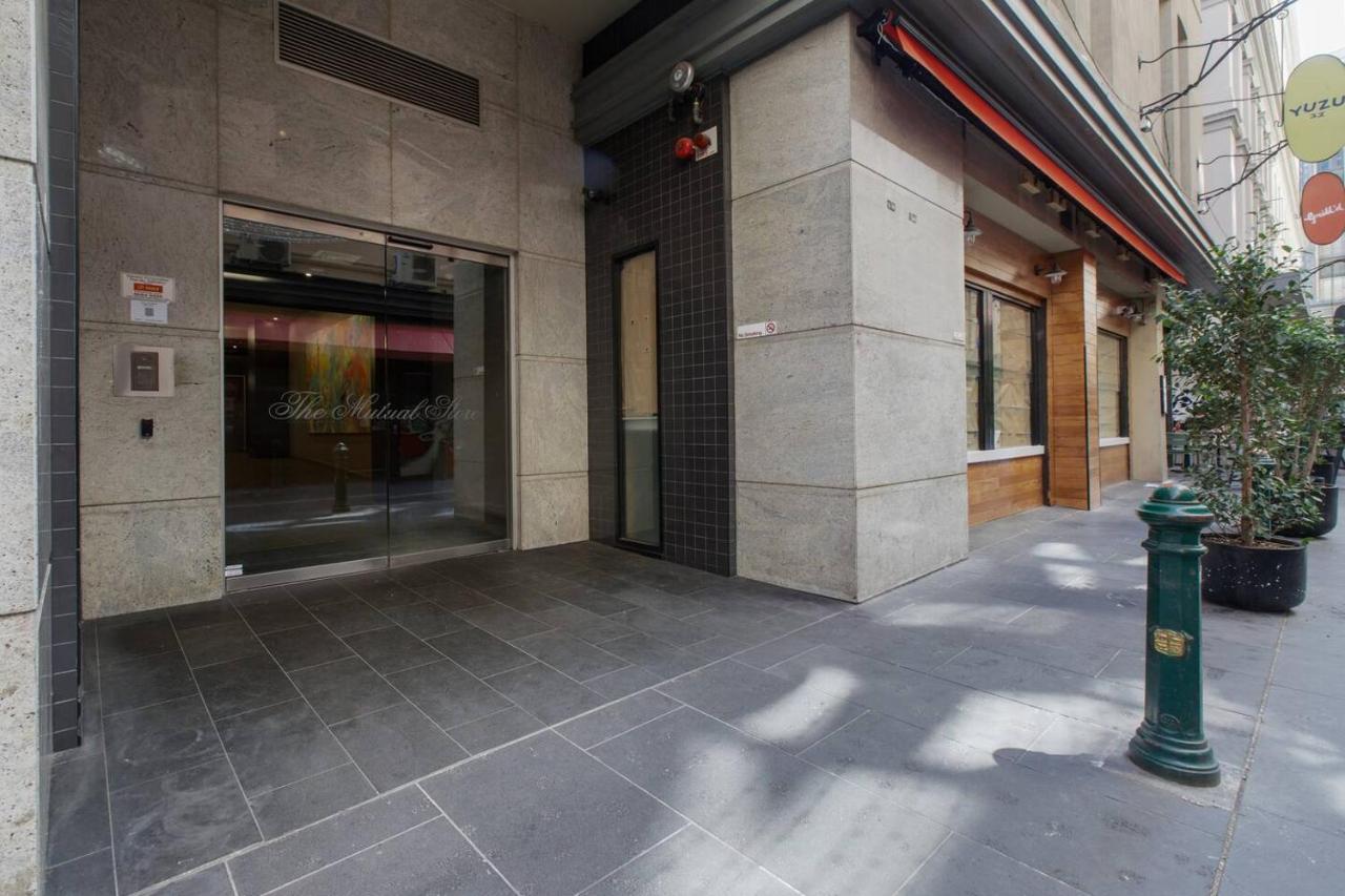 'eclectic On Degraves St' A High-end Heritage Abode Apartment