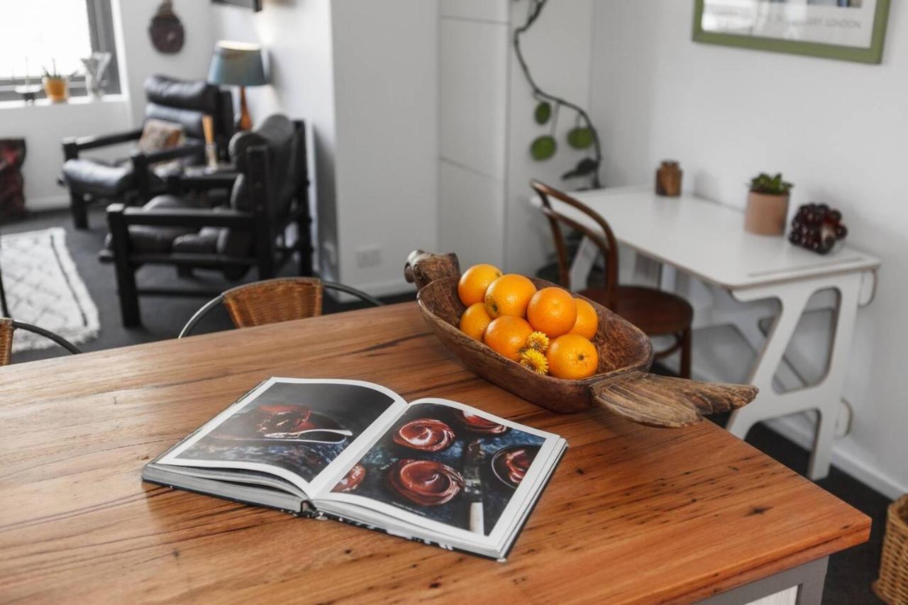 'eclectic On Degraves St' A High-end Heritage Abode