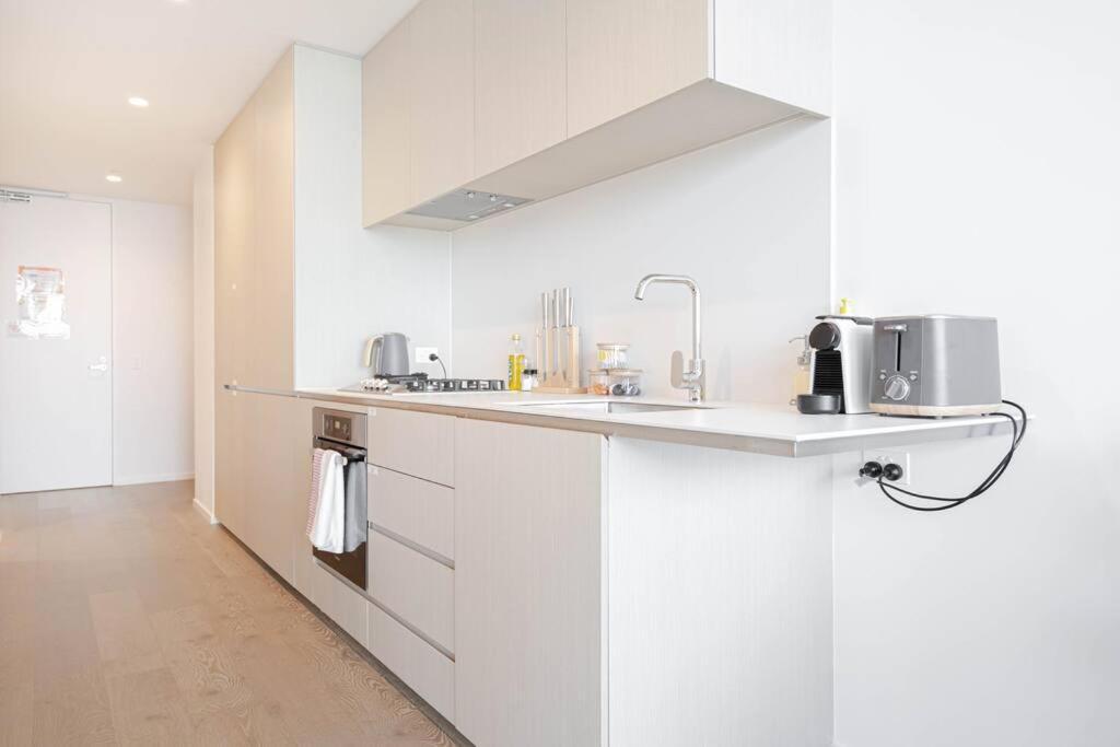 Apartment Modern 1 Bedroom On Southbank Lv60! Australia108#au60 Melbourne