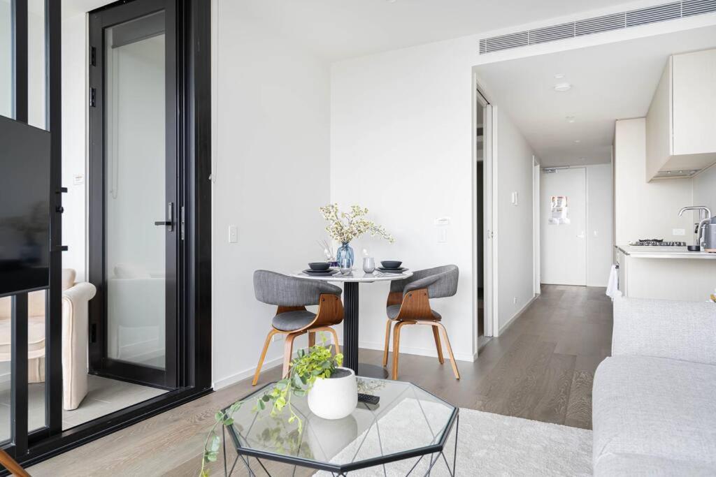 Modern 1 Bedroom On Southbank Lv60! Australia108#au60 Melbourne