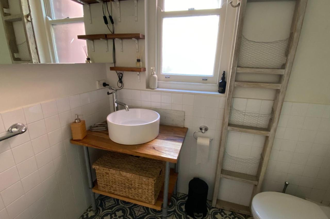 Bright & Sunny 2-bed Unit In The Heart Of St Kilda Apartment *