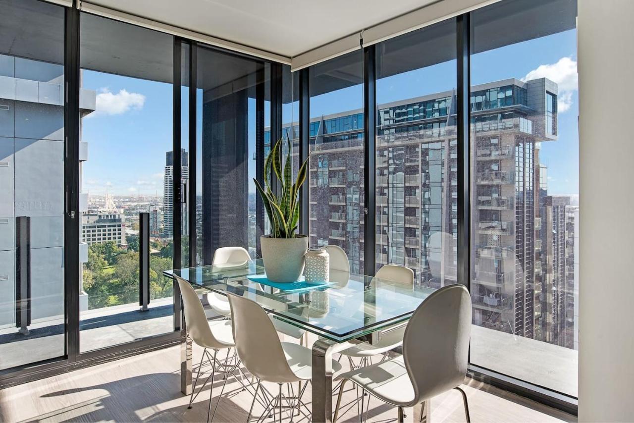 The Looking Glass - Sub-penthouse Style In The Cbd * Melbourne