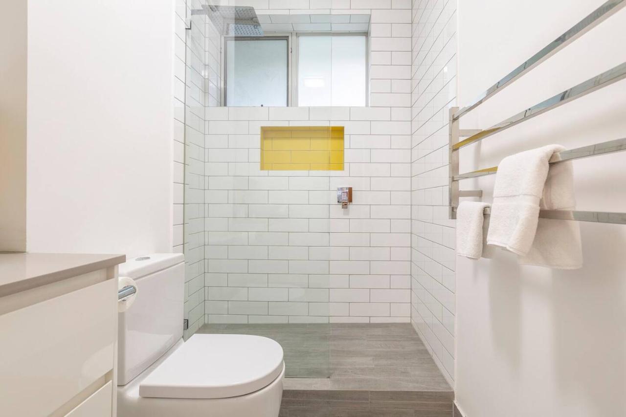 Apartment 'the Courtyard Chateau' Fresh And Modern Off Toorak Rd Melbourne