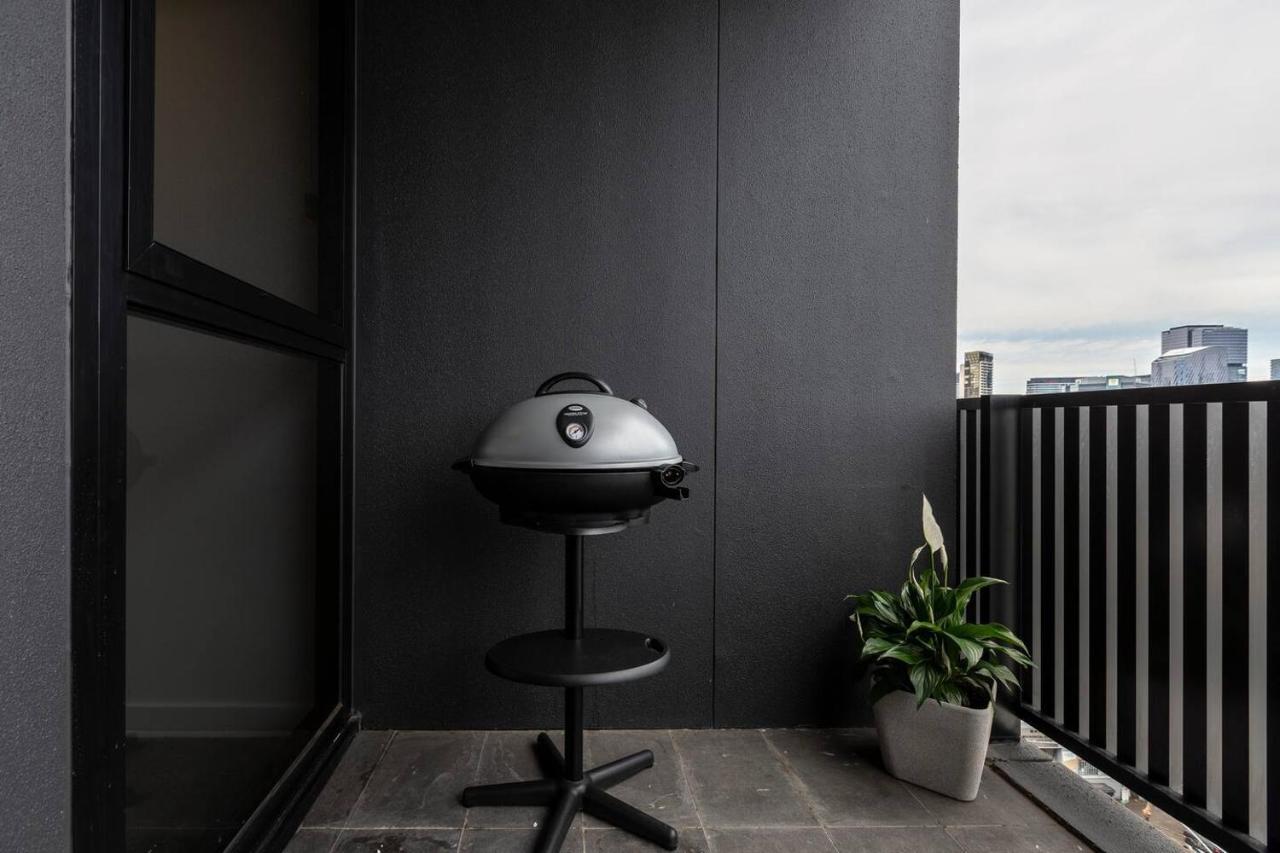 Southside Contemporary - Balcony With Views