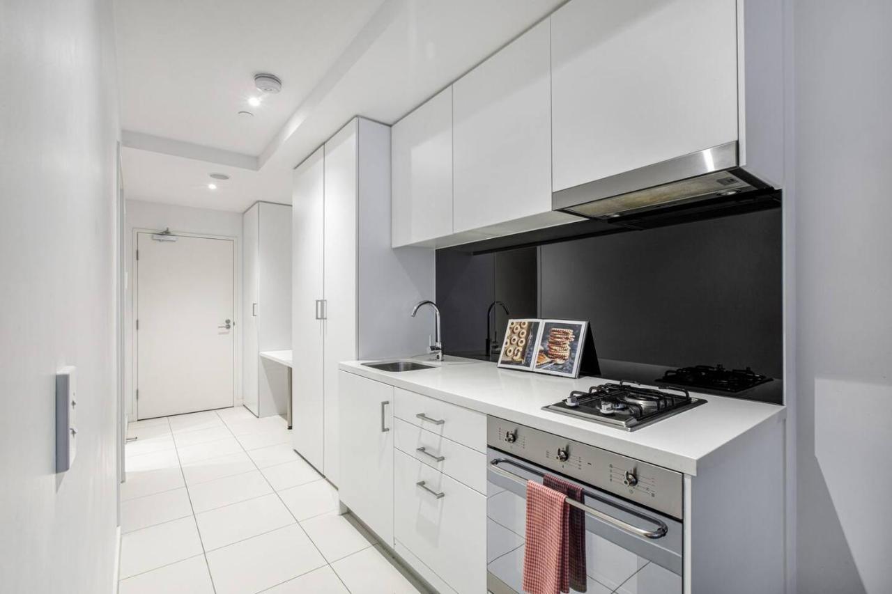Little Collins Comfort - Cbd In Free Tram Zone Apartment Melbourne