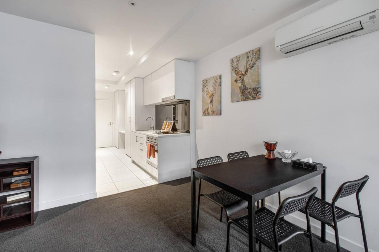 Apartment Little Collins Comfort - Cbd In Free Tram Zone Melbourne