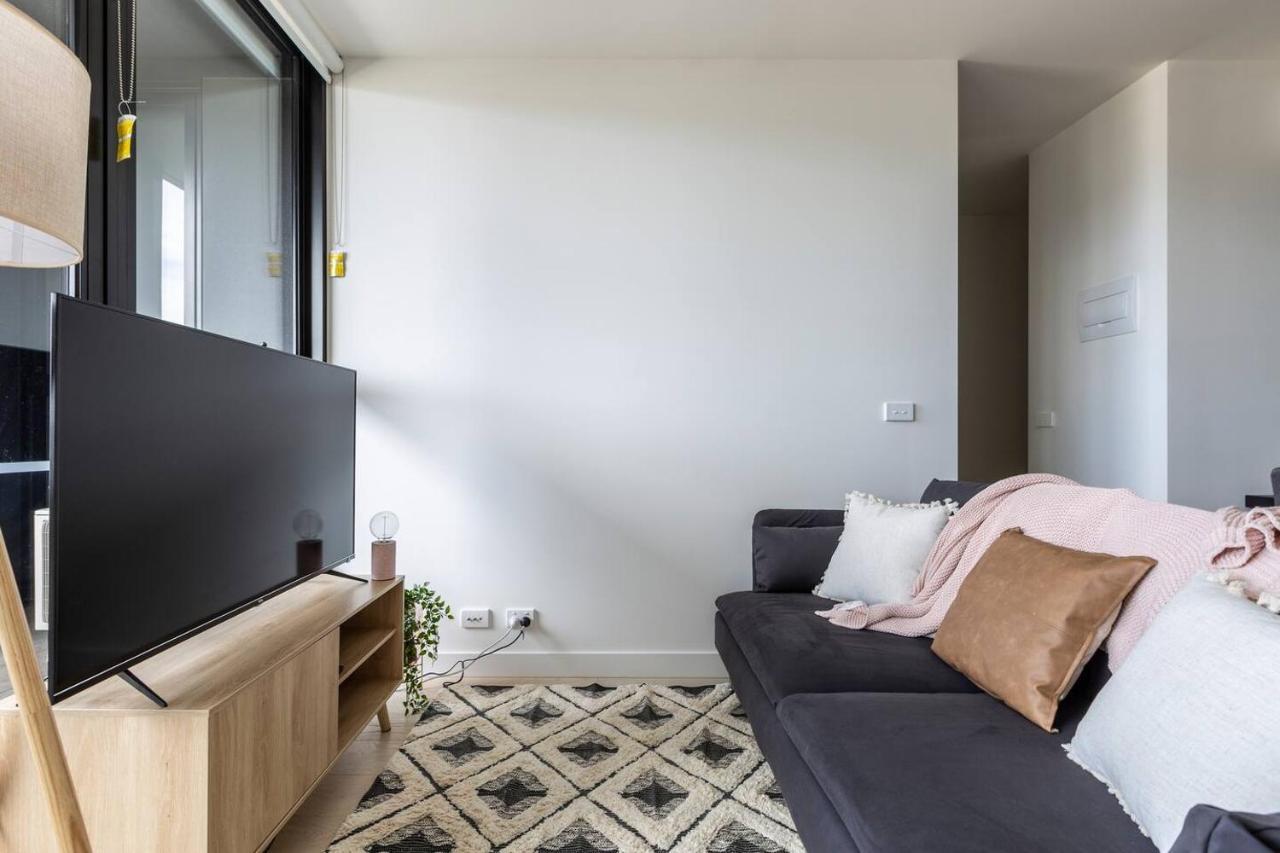 Apartment Southside Contemporary - Balcony With Views
