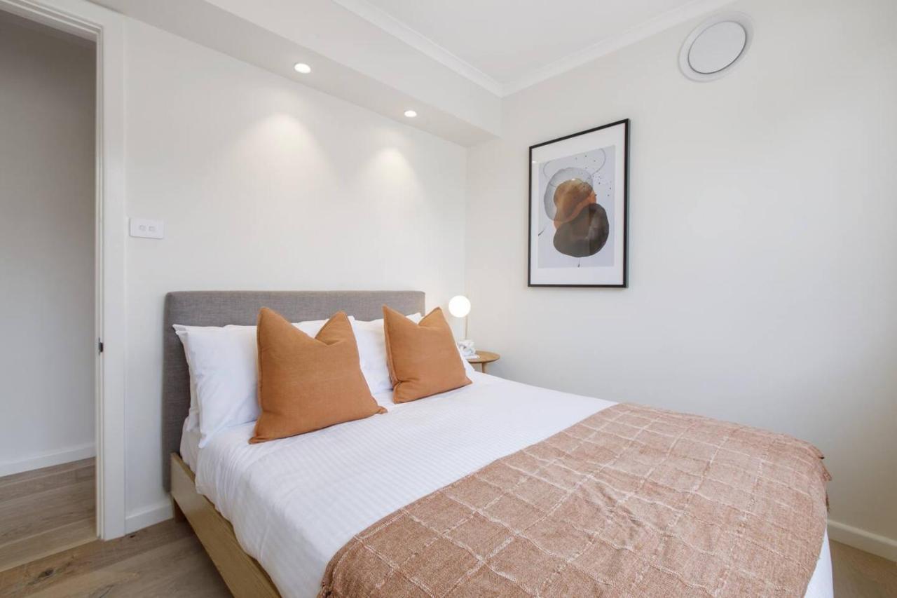 The Cloud - A Sumptuous Scandi Terrace Retreat * Melbourne