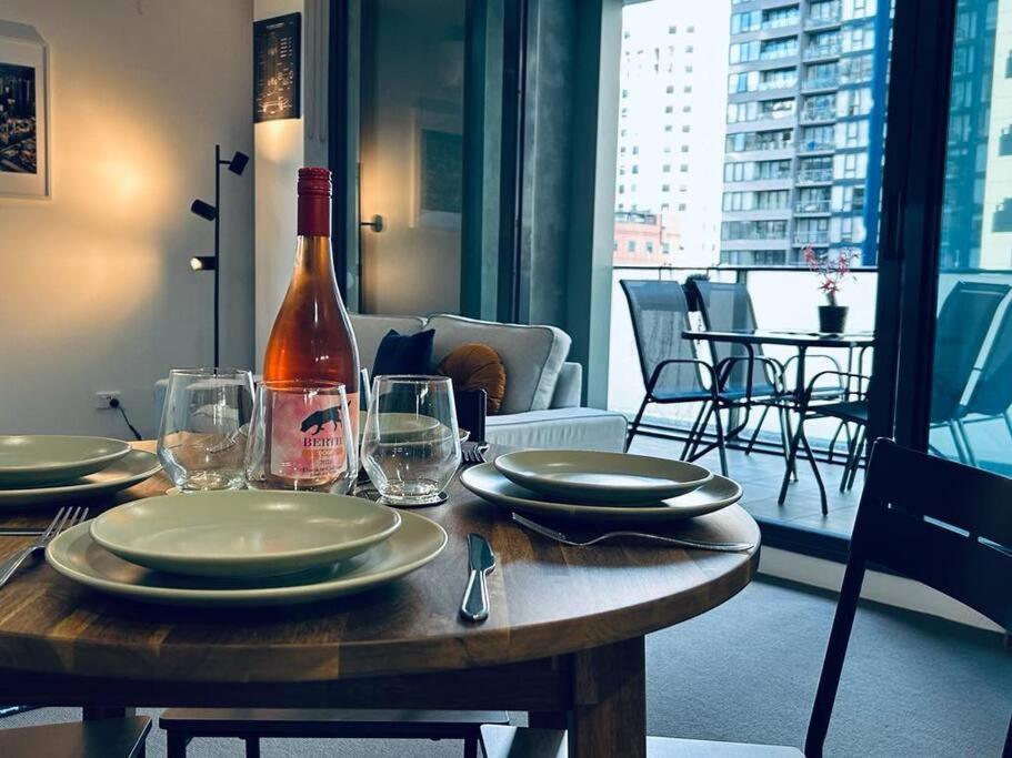 Cbd - Amenities! Apartment *