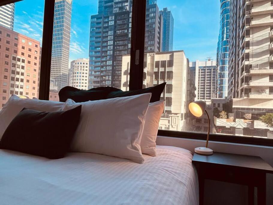 Cbd - Amenities! Apartment Melbourne