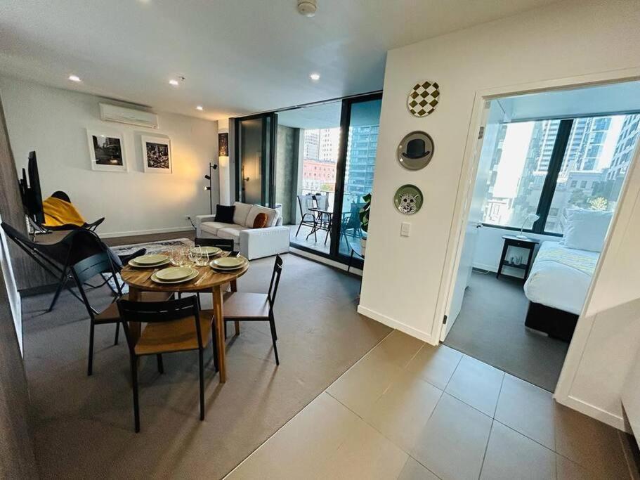 Apartment Cbd - Amenities! Melbourne