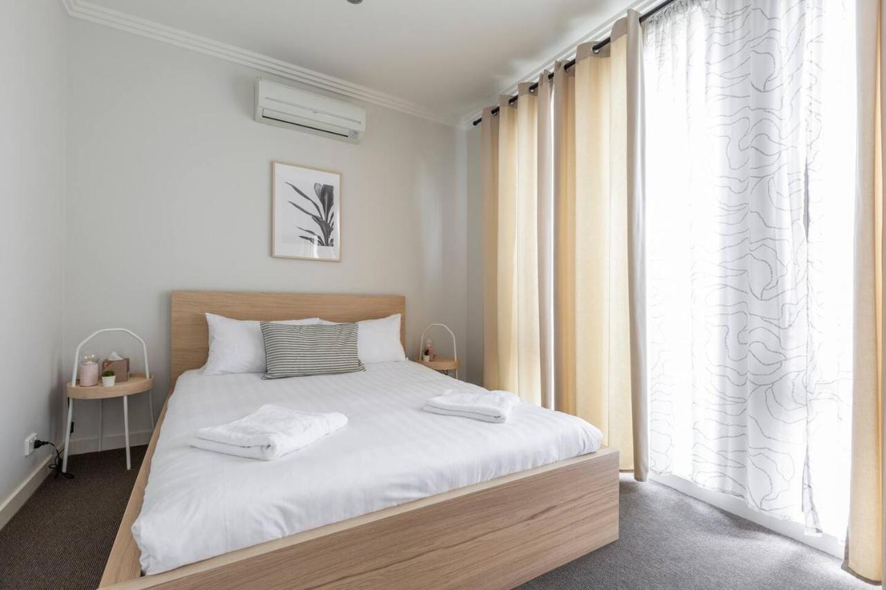 Primrose - Chic Mid-century Style In Brunswick Melbourne