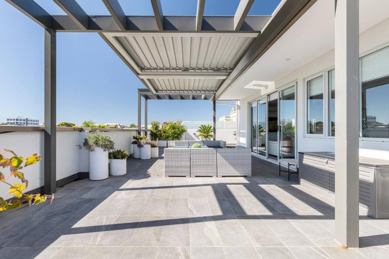 The Soleil - Stylish Penthouse With Private Terrace Apartment Melbourne