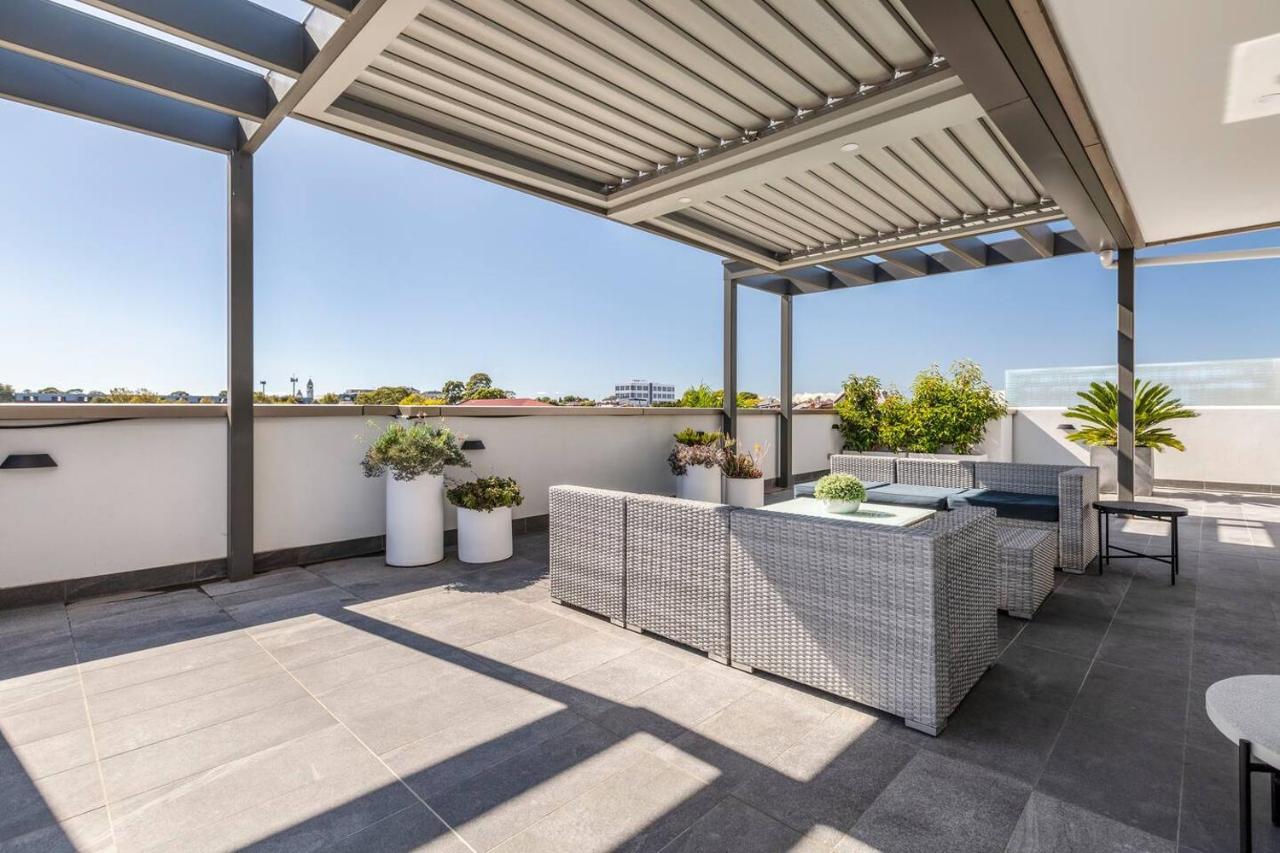 The Soleil - Stylish Penthouse With Private Terrace