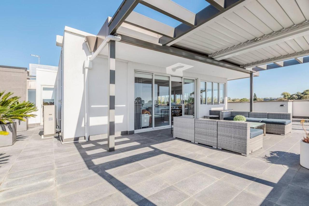 The Soleil - Stylish Penthouse With Private Terrace *