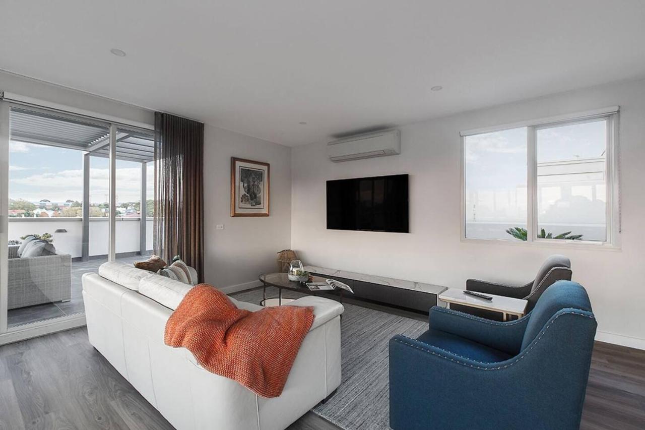 The Soleil - Stylish Penthouse With Private Terrace