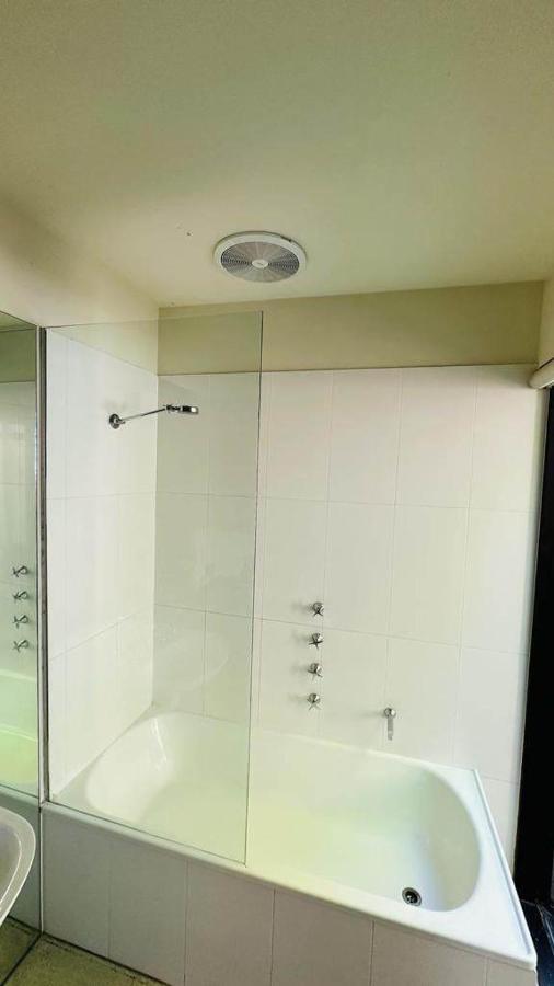 Apartment Melb Cbd- Urban Oasis Freetramzone *