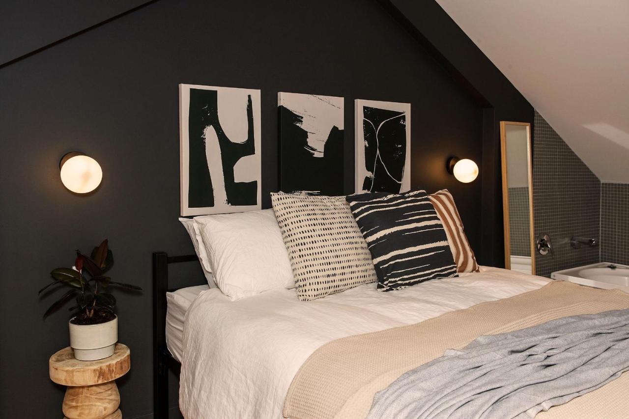 Apartment Warburton's Loft *