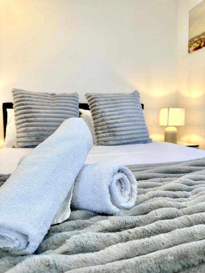 Apartment Magic On Spencer: Stylish Living