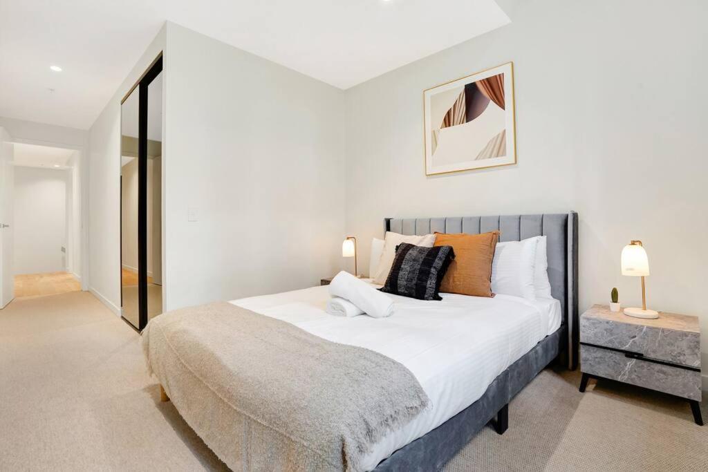Newyork Style Loft 2b2b In Collins St Apartment *