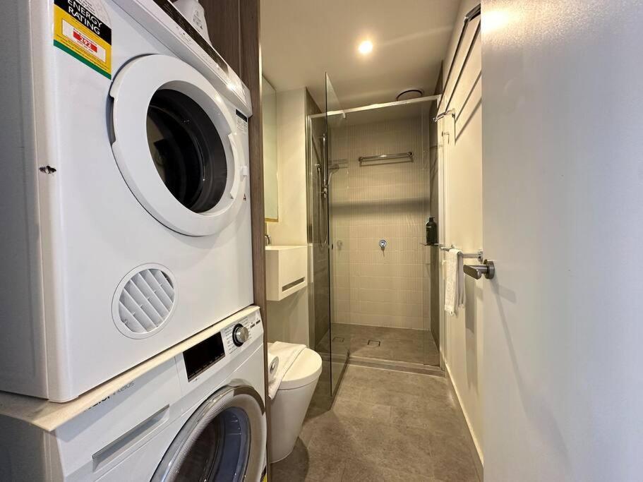 Avant Cbd Cozy & Spacious 2br Residences Melbourne