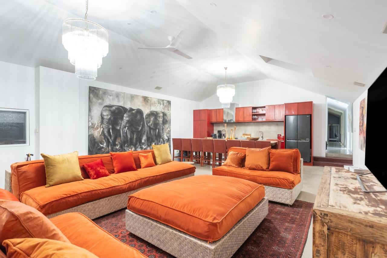 Centenary Villa Melbourne