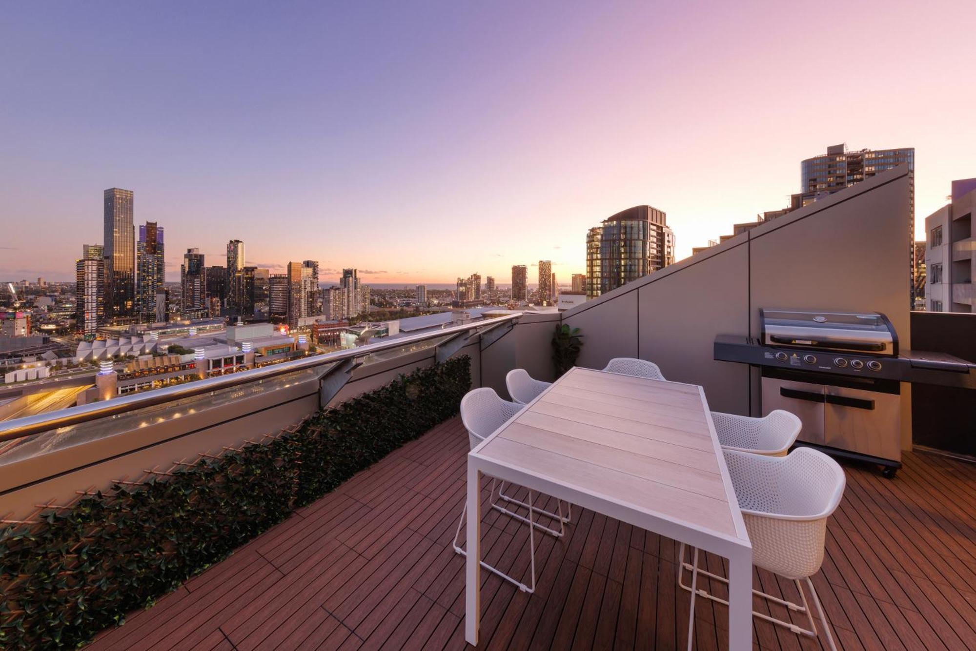 Flinders Luxury Penthouse *