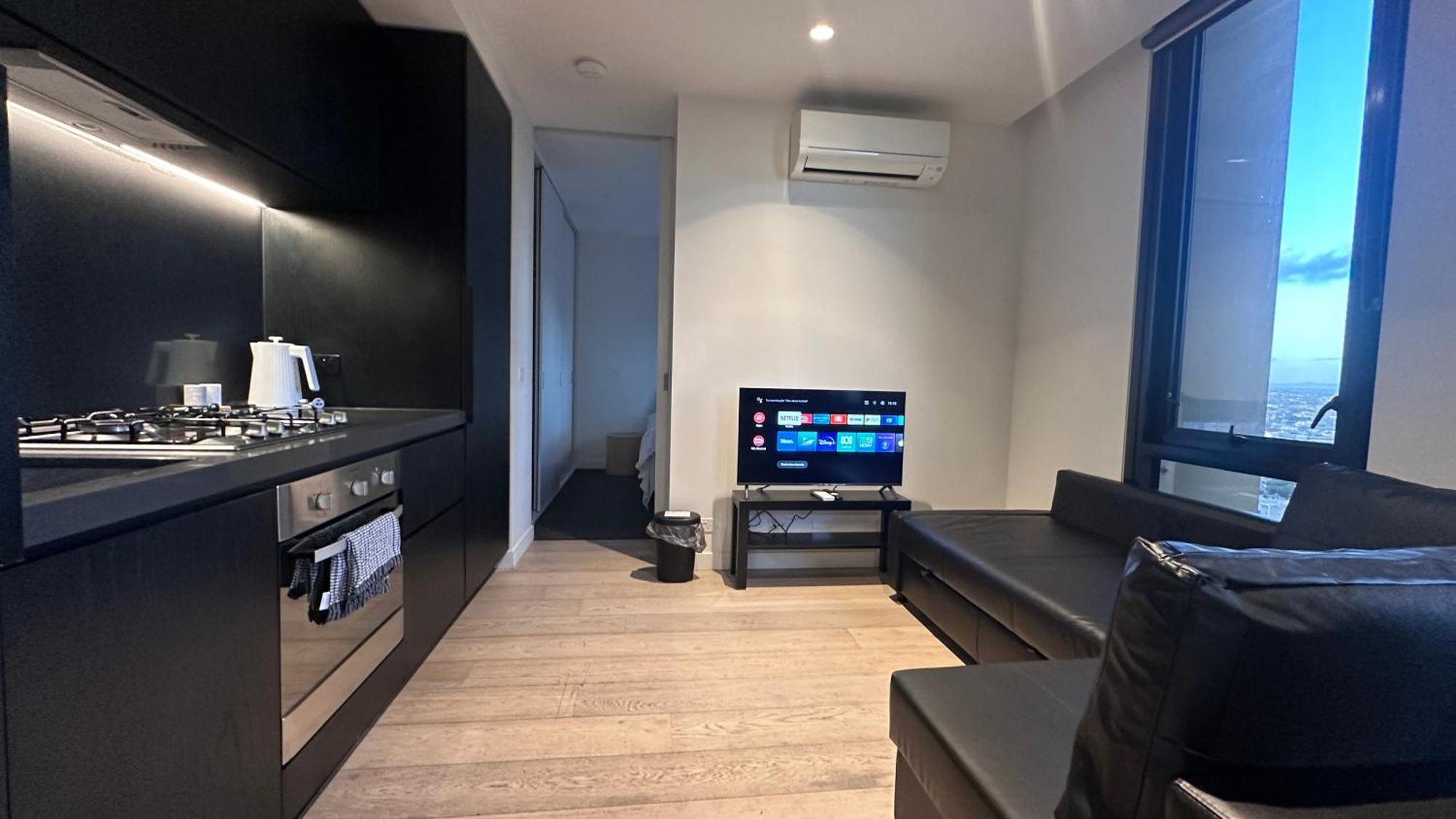 Apartment Nest Meet Empire *