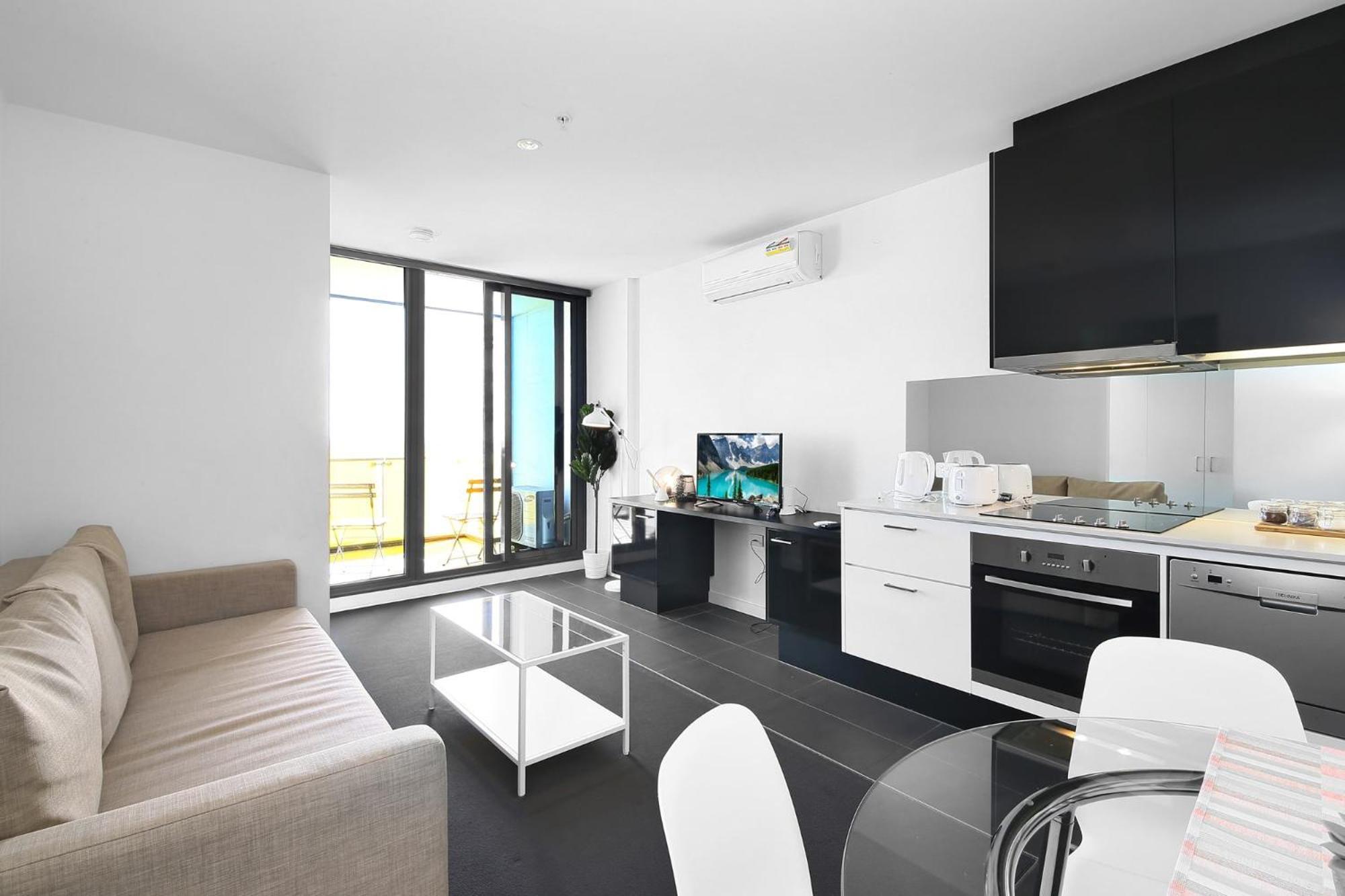 Stylish Cbd With Stunning Harbour Views Melbourne